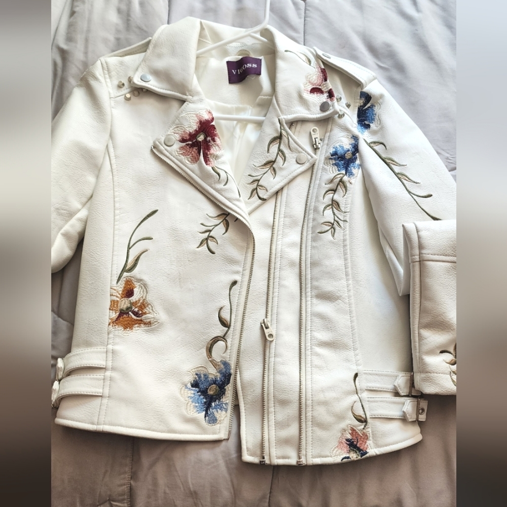 Faux white leather jacket with floral embroidery